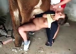 Amateur bestiality in the homemade zoo vid