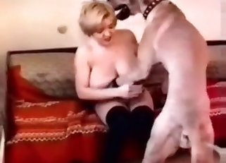 Sweet shepherd fucked her hole from behind